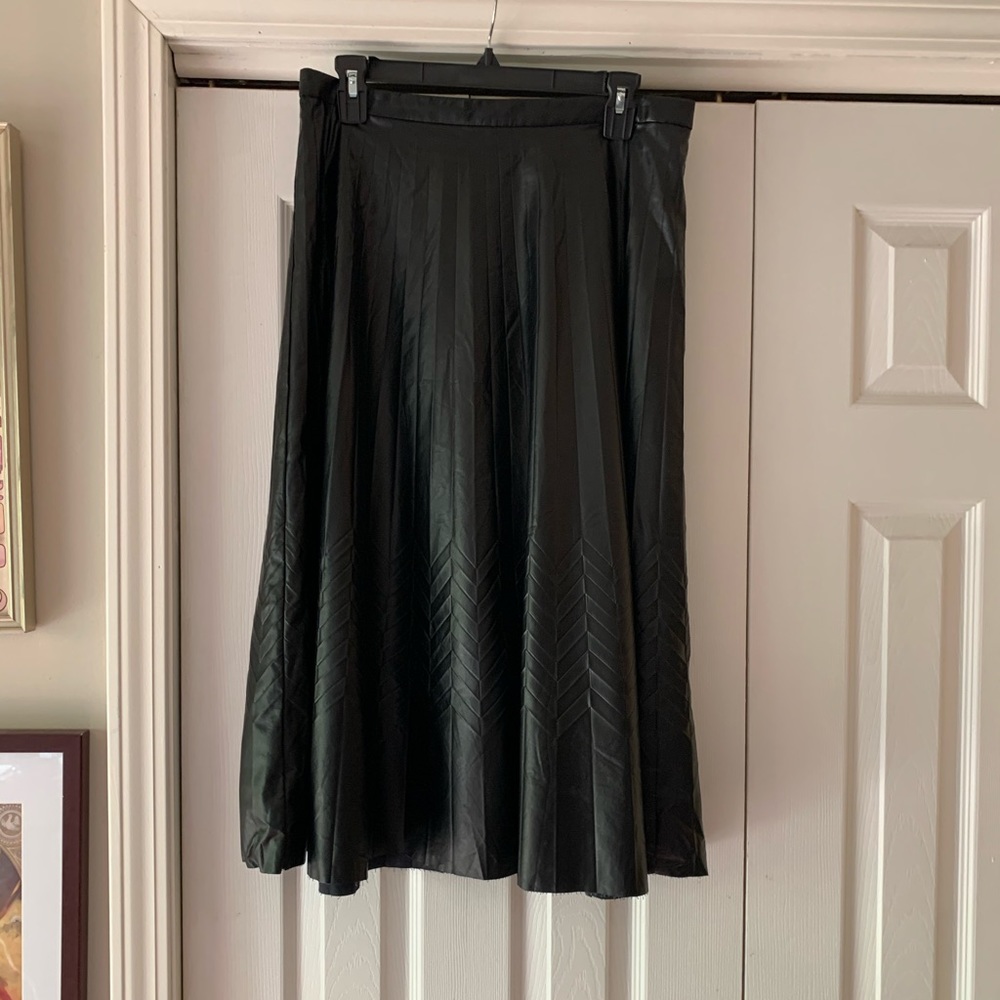 Banana Republic black faux leather midi skirt